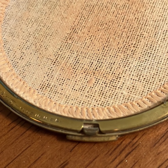 Beautiful antique compact from Art Deco era, made in USA by Elgin American! - Picture 14 of 16